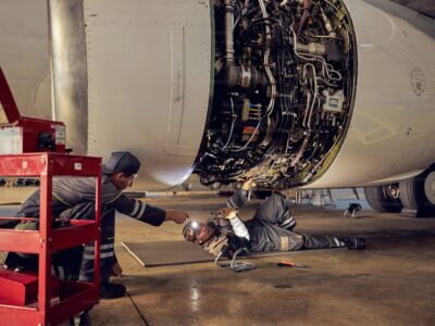 AVIOCENTRO TALLER AERONAUTICO