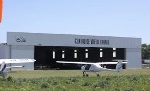 Hangaraje y Taller Aeronautico